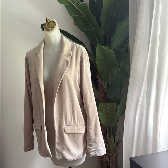 Abercrombie & Fitch Neutral Beige Blazer Women's Size Medium - Picture 1 of 7